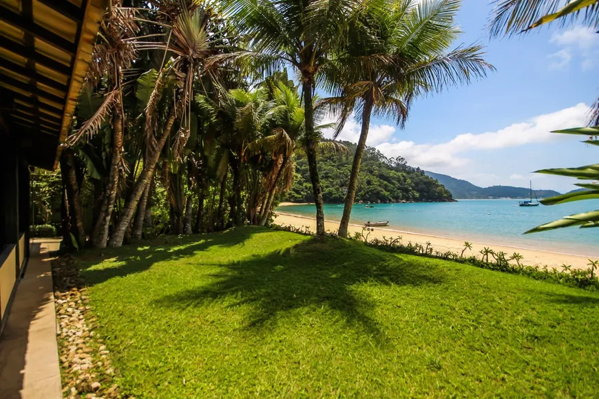 Foto 1 de Casa com 6 Quartos à venda, 600m² em Flamengo Praias Ribeira e Sete Fortes, Ubatuba