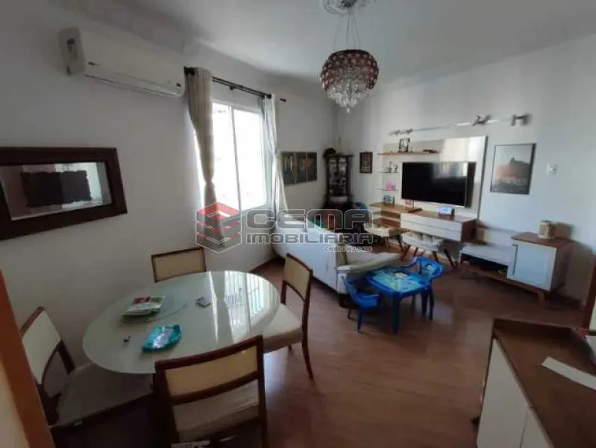 Foto 1 de Apartamento com 2 Quartos à venda, 43m² em Centro, Rio de Janeiro