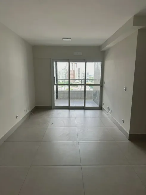 Foto 1 de Apartamento com 3 Quartos para alugar, 104m² em Zona 01, Maringá