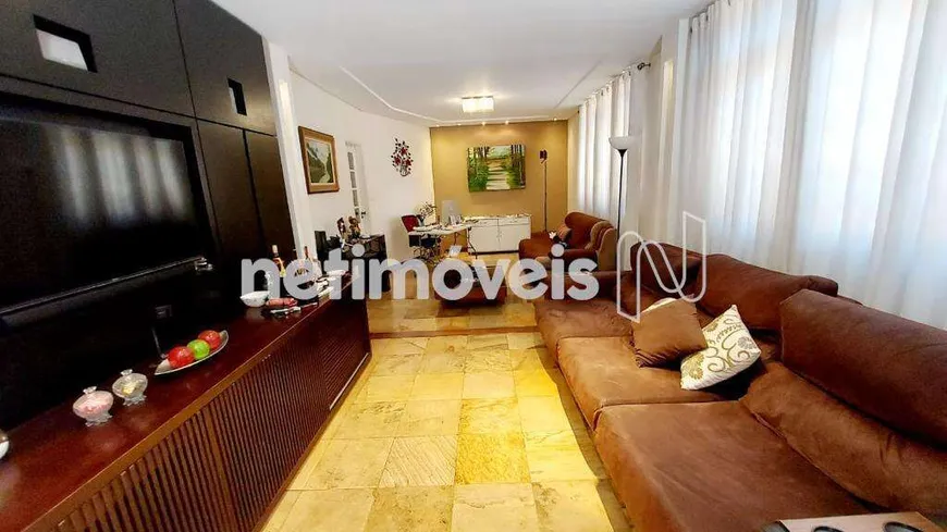 Foto 1 de Casa com 5 Quartos à venda, 304m² em Itapoã, Belo Horizonte