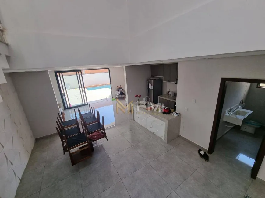 Foto 1 de Casa de Condomínio com 3 Quartos à venda, 230m² em Parque Olívio Franceschini, Hortolândia