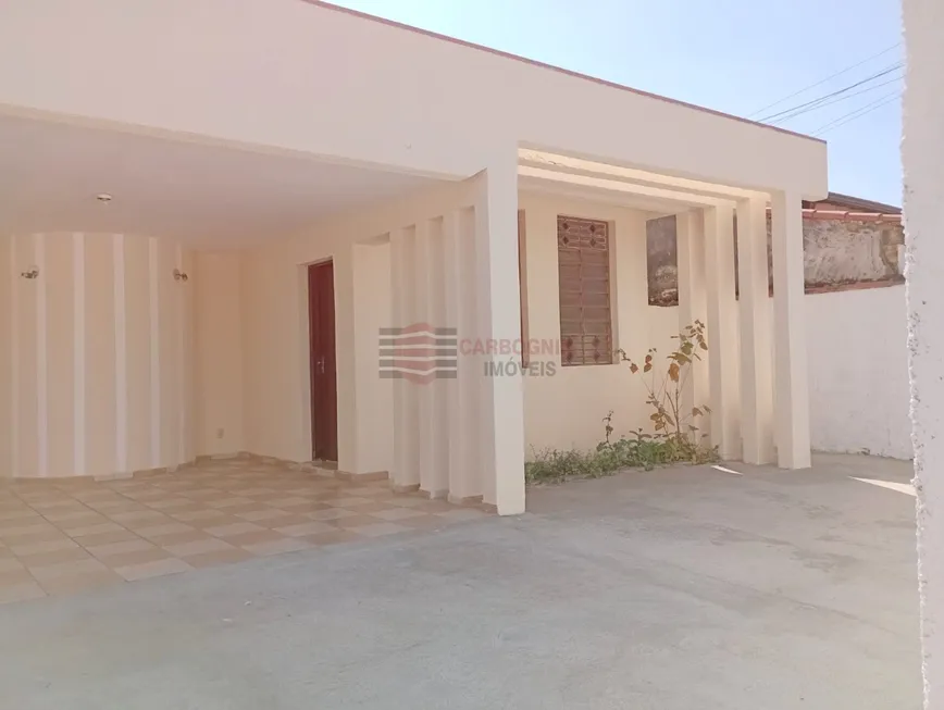 Foto 1 de Casa com 3 Quartos à venda, 193m² em Vila Resende, Caçapava