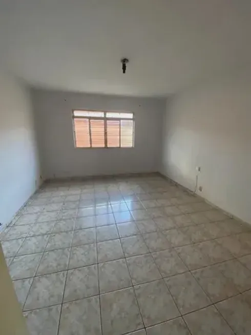 Foto 1 de Casa com 2 Quartos à venda, 70m² em Liberdade, Salvador