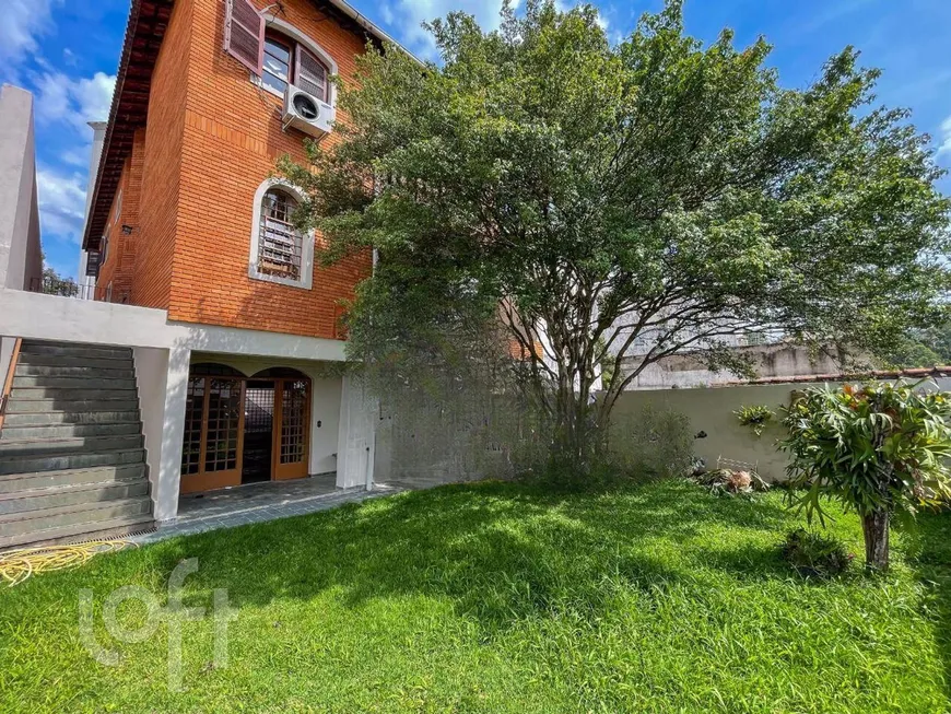 Foto 1 de Casa com 4 Quartos à venda, 478m² em Vila Sônia, São Paulo