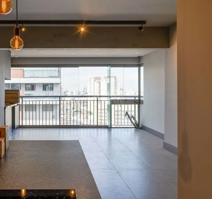 Foto 1 de Apartamento com 3 Quartos à venda, 90m² em Barra Funda, São Paulo