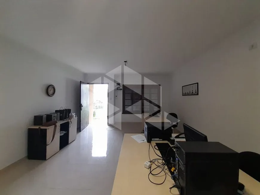 Foto 1 de Casa com 2 Quartos para alugar, 71m² em Niterói, Canoas