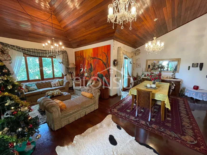 Foto 1 de Casa de Condomínio com 4 Quartos à venda, 560m² em Condomínio Iolanda, Taboão da Serra
