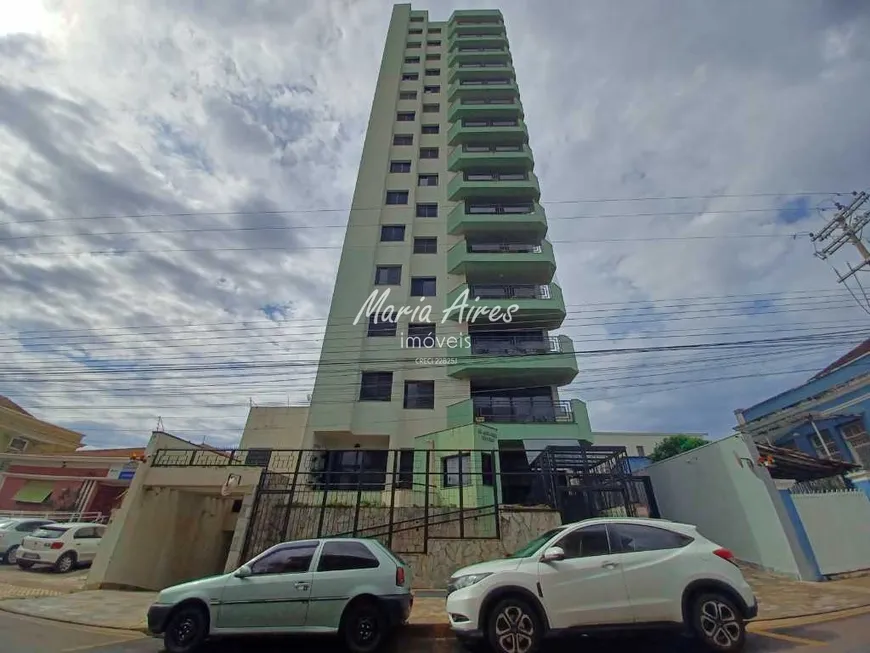 Foto 1 de Apartamento com 3 Quartos para venda ou aluguel, 153m² em Centro, São Carlos