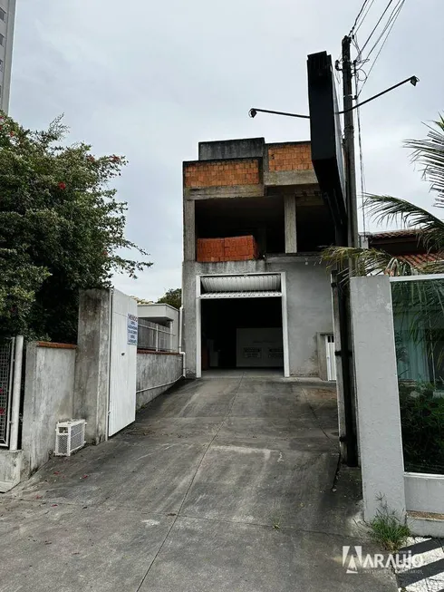 Foto 1 de Galpão/Depósito/Armazém à venda, 300m² em Vila Operaria, Itajaí