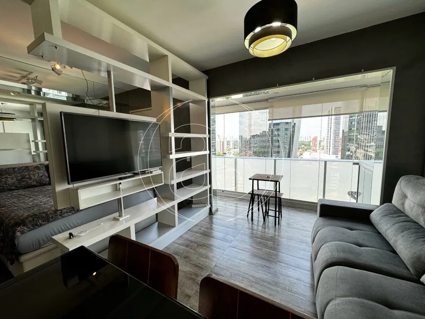 Foto 1 de Apartamento com 1 Quarto para alugar, 33m² em Santo Amaro, São Paulo