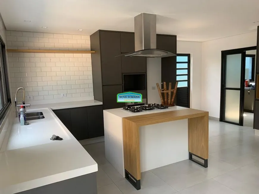 Foto 1 de Casa com 5 Quartos à venda, 287m² em City Bussocaba, Osasco