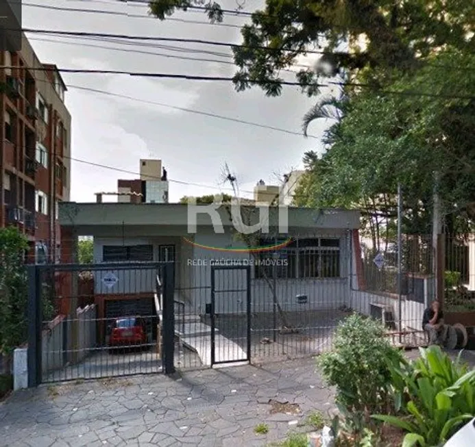 Foto 1 de Casa com 3 Quartos à venda, 250m² em Petrópolis, Porto Alegre