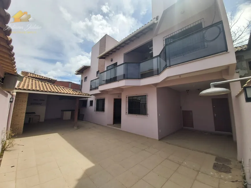 Foto 1 de Casa com 4 Quartos à venda, 150m² em Lagoa, Macaé
