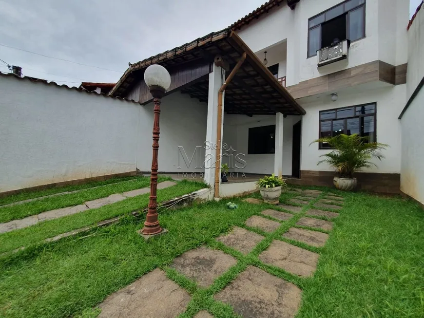Foto 1 de Casa com 3 Quartos à venda, 111m² em Jardim Amália, Volta Redonda