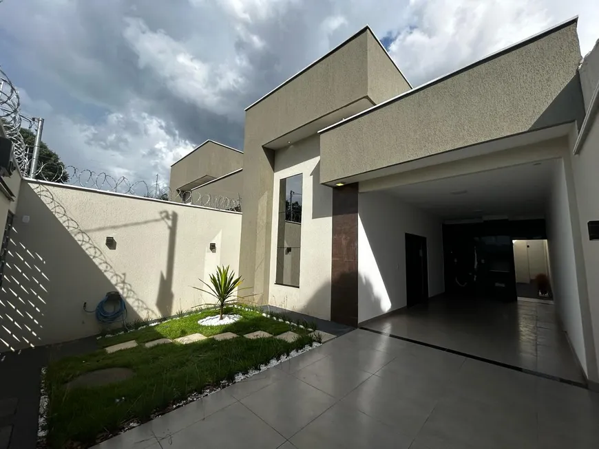 Foto 1 de Casa com 3 Quartos à venda, 135m² em Jardim Novo Mundo, Goiânia