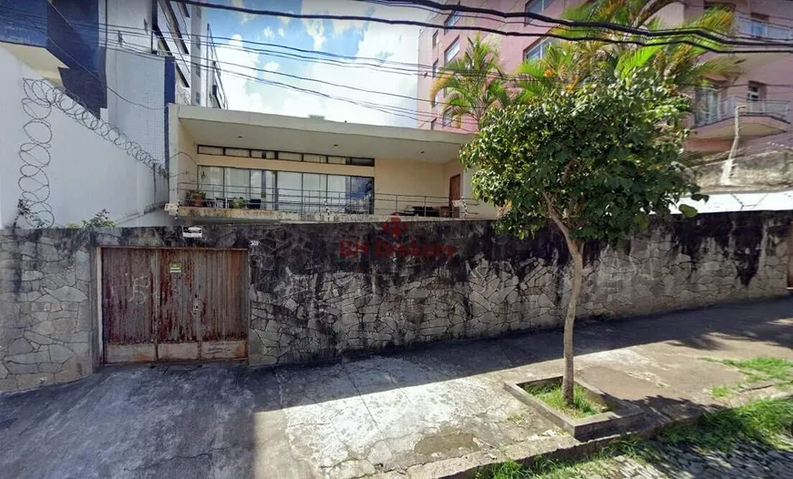 Foto 1 de Casa com 3 Quartos à venda, 860m² em Serra, Belo Horizonte