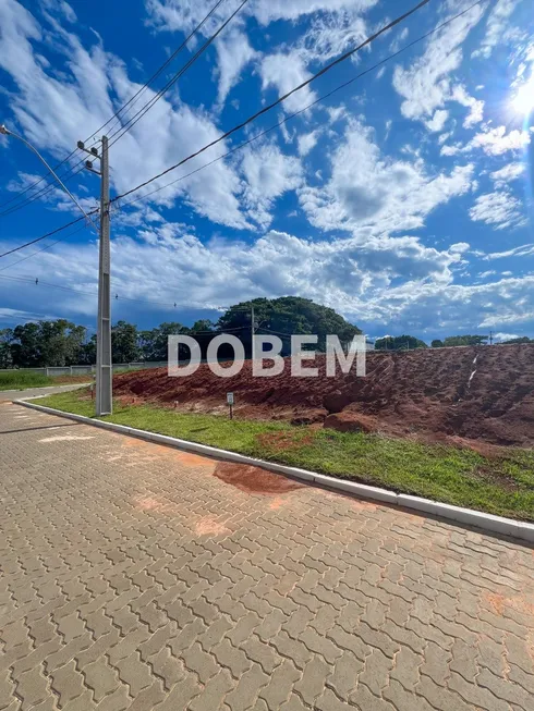 Foto 1 de Lote/Terreno à venda, 180m² em Vila Augusta, Viamão