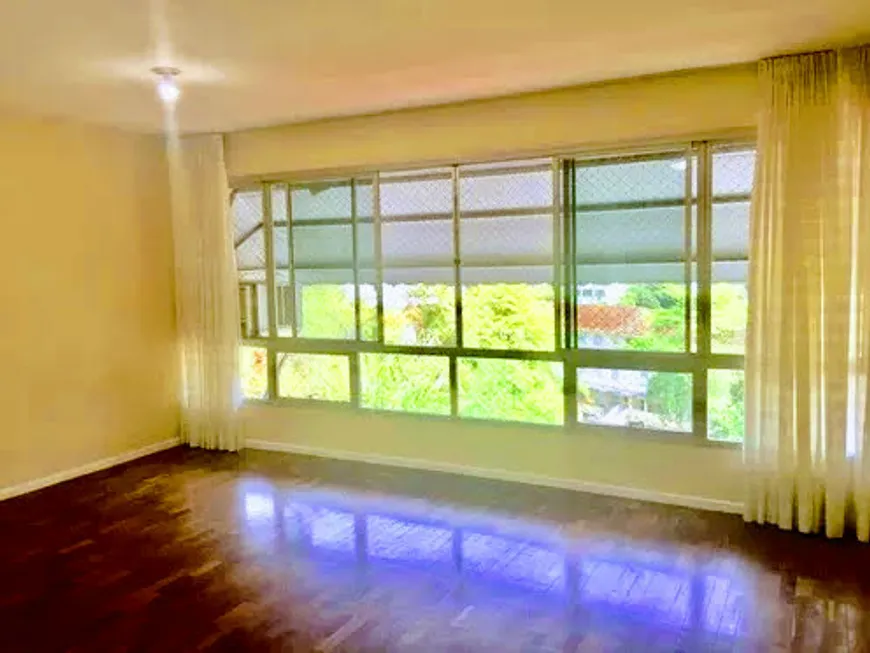 Foto 1 de Apartamento com 3 Quartos à venda, 105m² em Laranjeiras, Rio de Janeiro