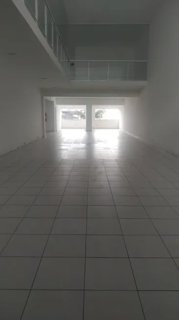 Foto 1 de Prédio Comercial para alugar, 750m² em VILA NOSSA SENHORA DAS VITORIAS, Mauá