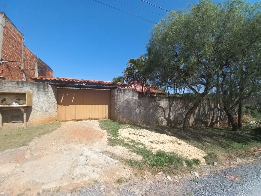 Foto 1 de Fazenda/Sítio com 3 Quartos à venda, 165m² em , Aracoiaba da Serra