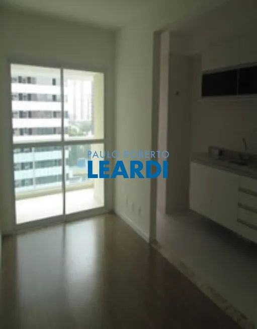 Foto 1 de Apartamento com 2 Quartos à venda, 64m² em Alphaville, Barueri