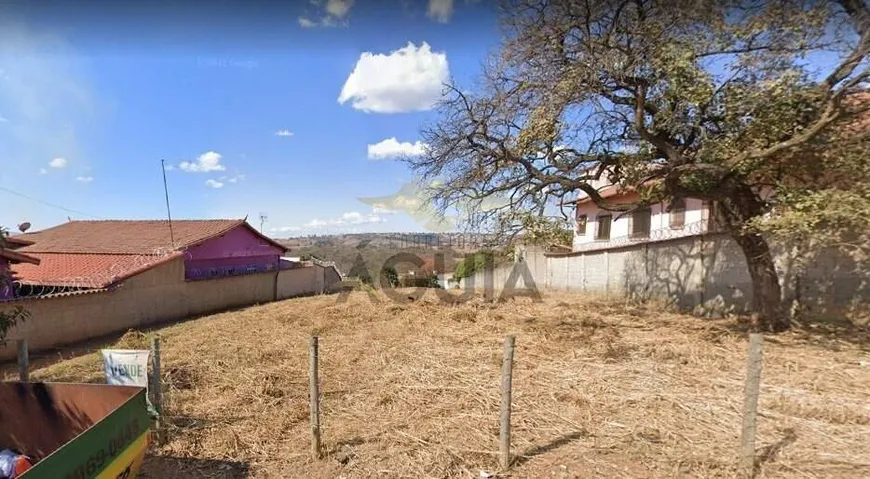 Foto 1 de Lote/Terreno à venda, 1320m² em Centro, Matozinhos