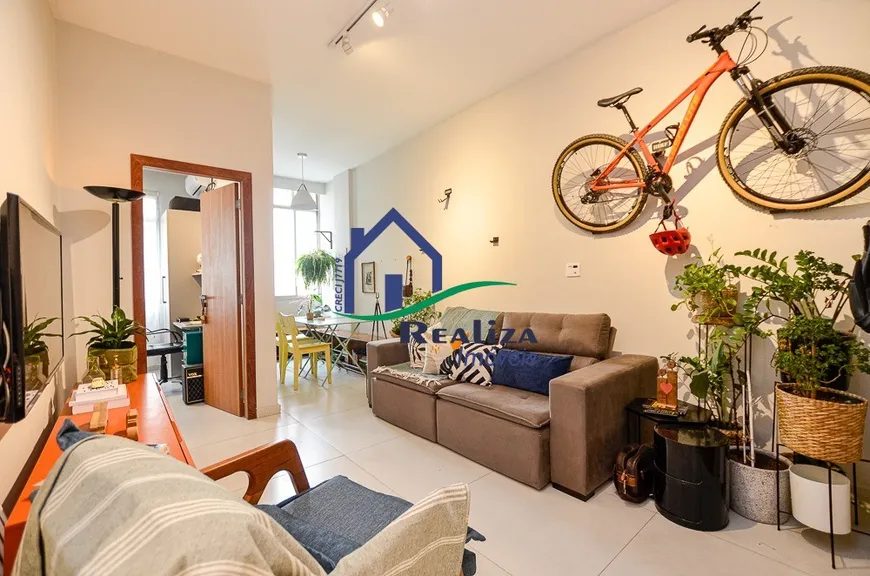 Foto 1 de Apartamento com 2 Quartos à venda, 55m² em Centro, Niterói