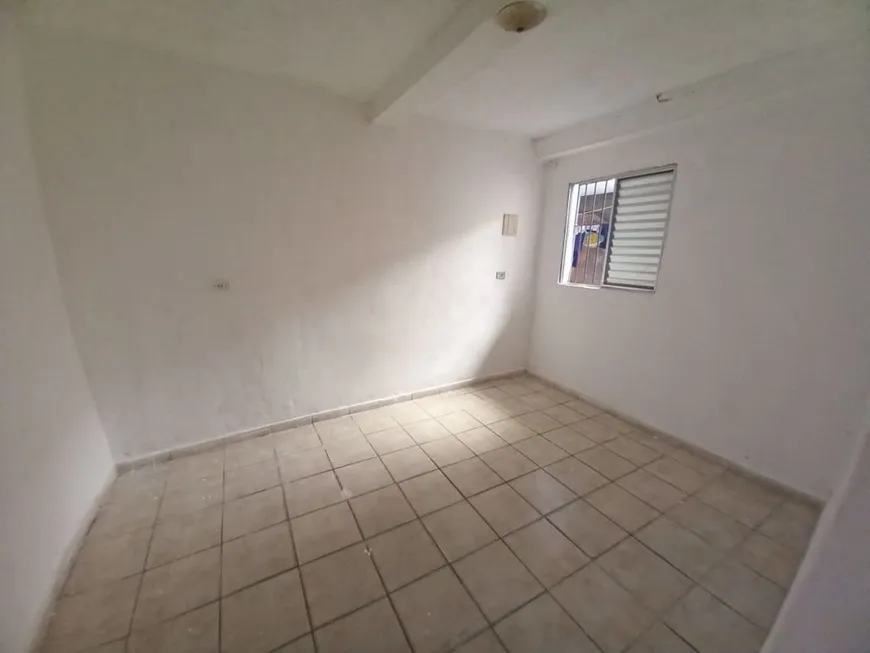 Foto 1 de Casa com 1 Quarto para alugar, 20m² em Jardim São Gabriel, Mauá