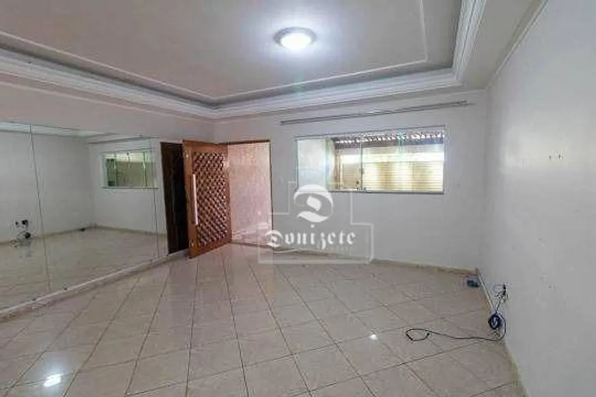 Foto 1 de Sobrado com 4 Quartos para alugar, 390m² em Vila Camilopolis, Santo André