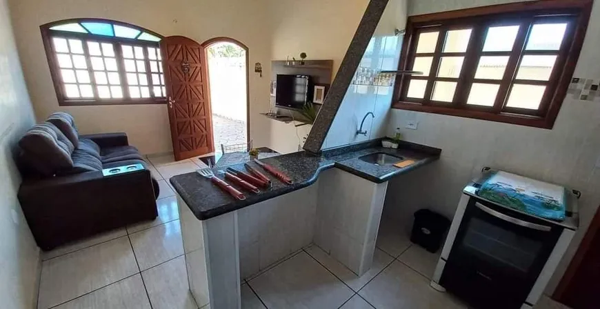 Foto 1 de Casa com 2 Quartos à venda, 55m² em Nova Itanhaém, Itanhaém