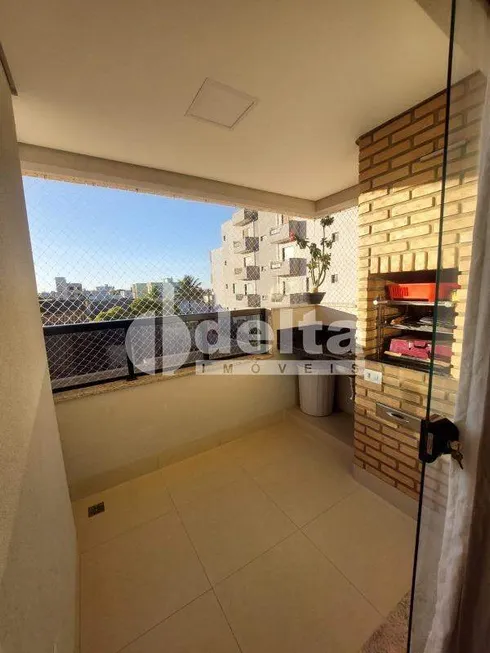 Foto 1 de Apartamento com 3 Quartos à venda, 85m² em Santa Mônica, Uberlândia