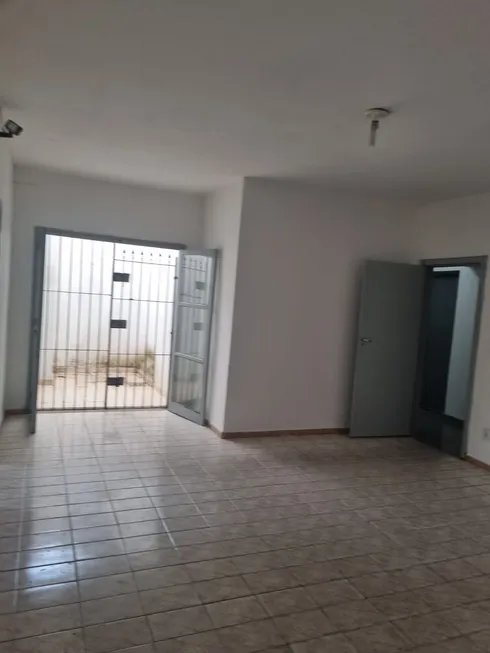 Foto 1 de Apartamento com 3 Quartos para alugar, 100m² em Cidade Ademar, São Paulo