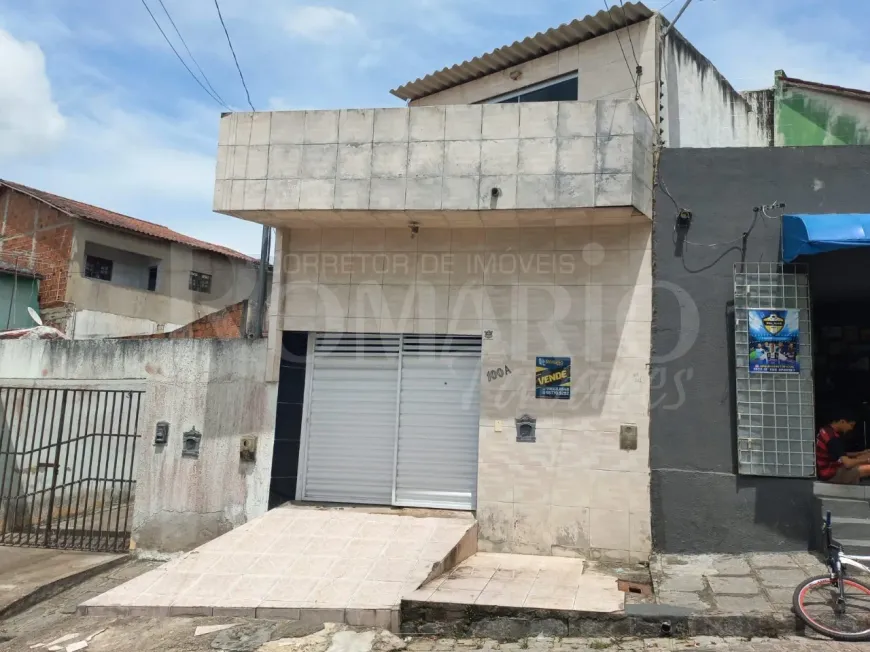 Foto 1 de Casa com 2 Quartos à venda, 76m² em Nova Brasília , Campina Grande