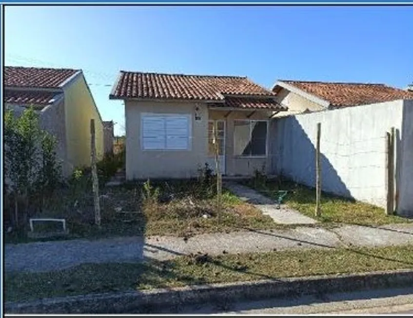 Foto 1 de Casa com 1 Quarto à venda, 46m² em Goitacazes, Campos dos Goytacazes