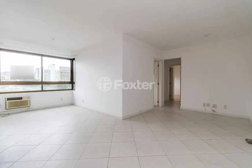 Foto 1 de Apartamento com 3 Quartos à venda, 83m² em Santana, Porto Alegre