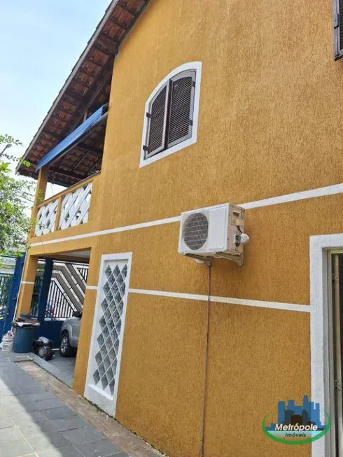 Foto 1 de Sobrado com 3 Quartos à venda, 186m² em Vila Mesquita, Guarulhos