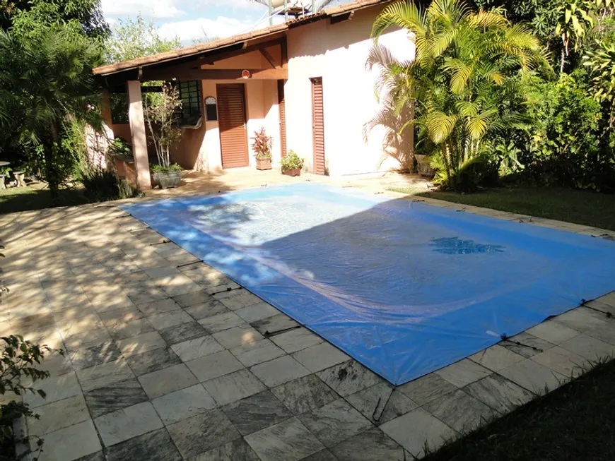 Foto 1 de Fazenda/Sítio com 3 Quartos à venda, 90m² em Zona Rural, Pedro Leopoldo