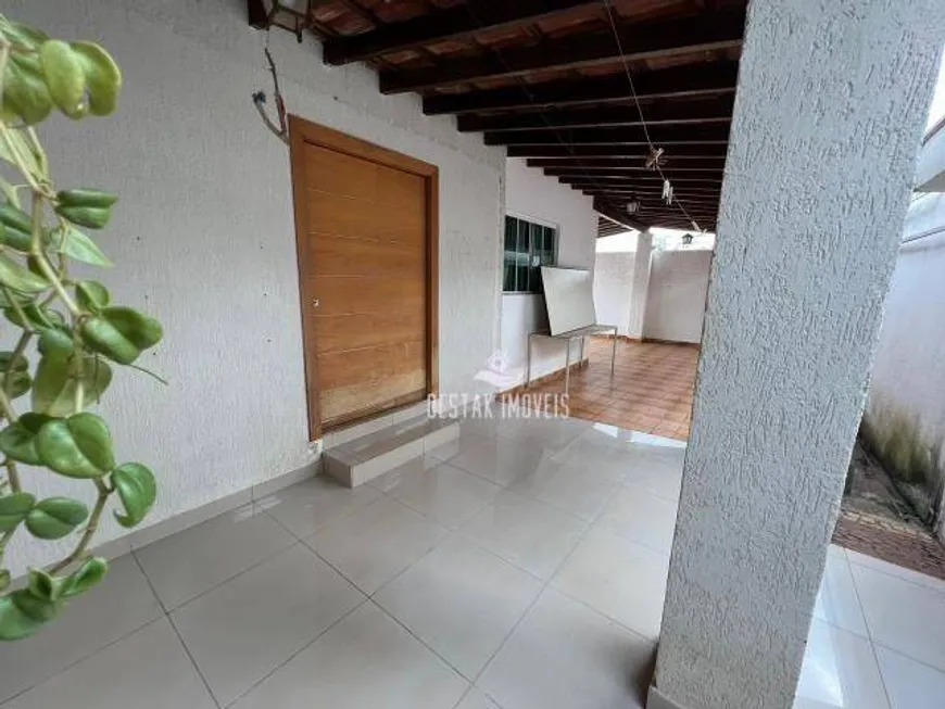 Foto 1 de Casa com 3 Quartos à venda, 160m² em Patrimônio, Uberlândia