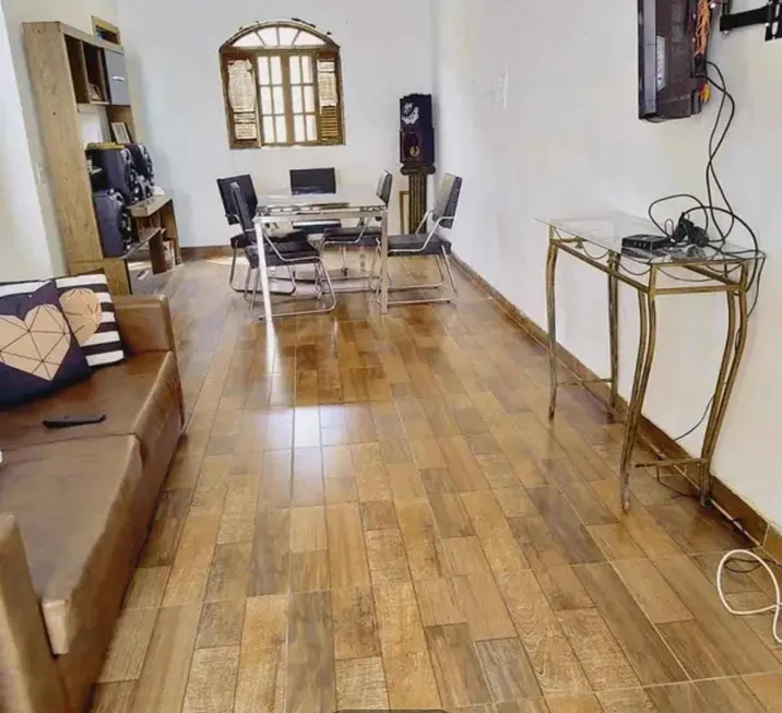 Foto 1 de Casa com 4 Quartos à venda, 360m² em Jardim Canada, Nova Lima