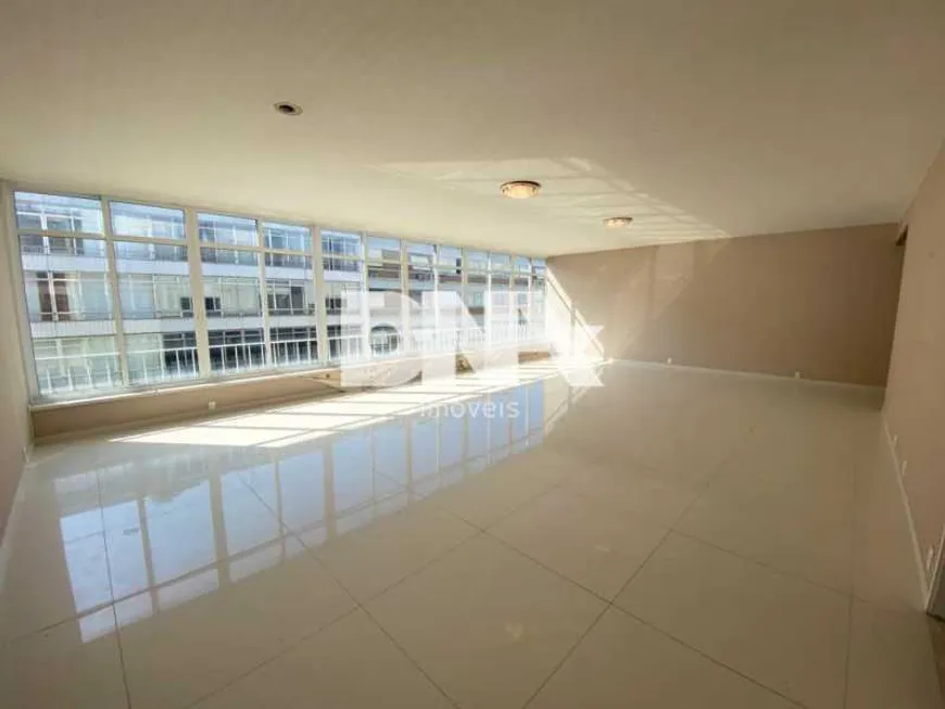 Foto 1 de Apartamento com 4 Quartos à venda, 242m² em Copacabana, Rio de Janeiro