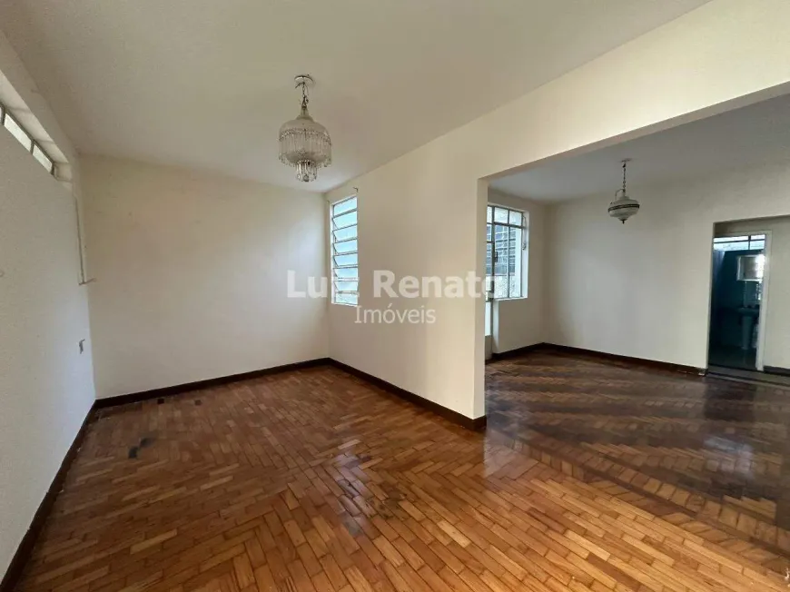 Foto 1 de Casa com 3 Quartos para alugar, 180m² em Serra, Belo Horizonte