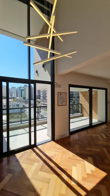 Foto 1 de Apartamento com 3 Quartos à venda, 127m² em Jardim Paulista, São Paulo