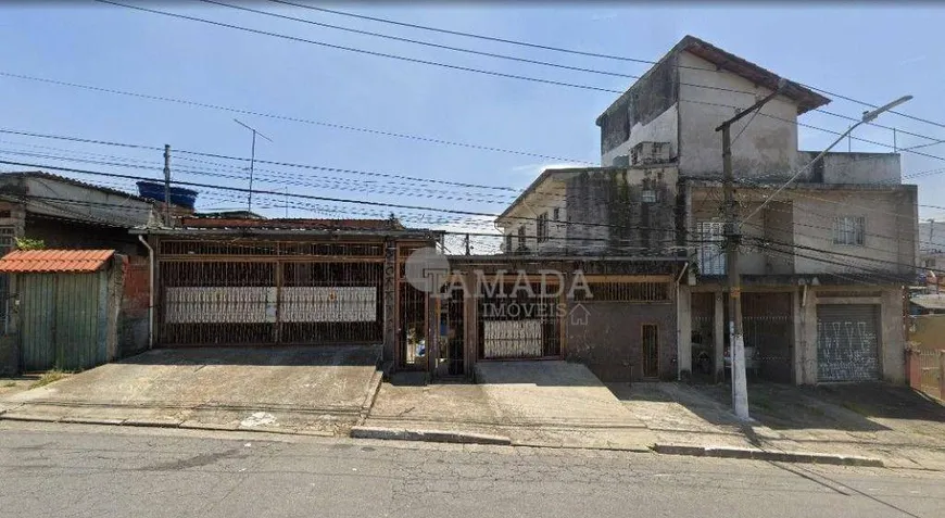 Foto 1 de Casa com 3 Quartos à venda, 400m² em Vila Taquari, São Paulo