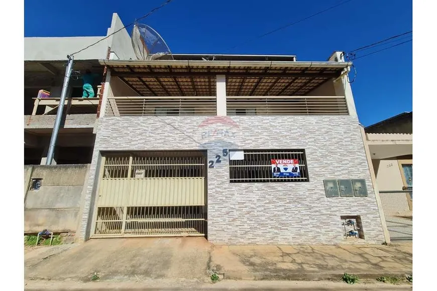 Foto 1 de Casa com 5 Quartos à venda, 267m² em Joao XXIII, Muriaé