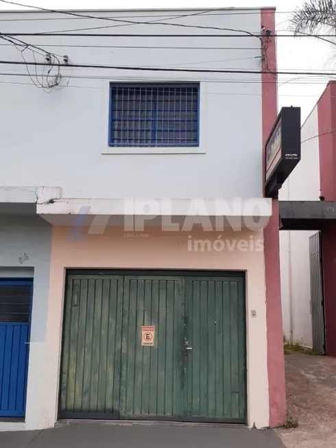 Foto 1 de Sobrado com 3 Quartos para venda ou aluguel, 287m² em Centreville, São Carlos