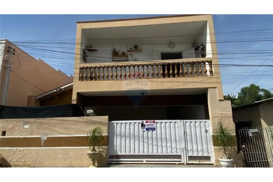 Foto 1 de Casa com 3 Quartos à venda, 309m² em Vila Santa Helena, Tupã