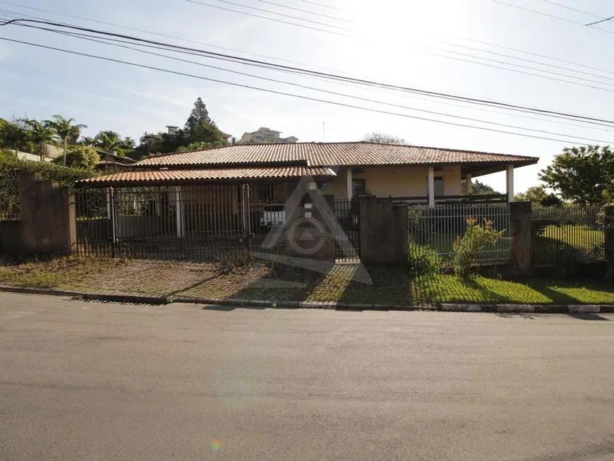 Foto 1 de Fazenda/Sítio com 4 Quartos à venda, 2560m² em Sousas, Campinas