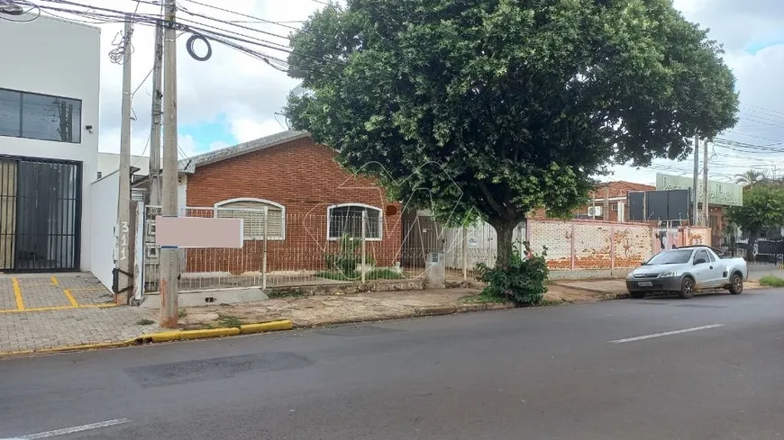 Foto 1 de Casa com 3 Quartos à venda, 247m² em Vila Harmonia, Araraquara