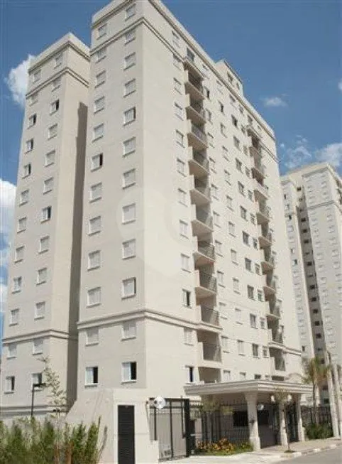 Foto 1 de Apartamento com 3 Quartos à venda, 61m² em Parque Bristol, São Paulo