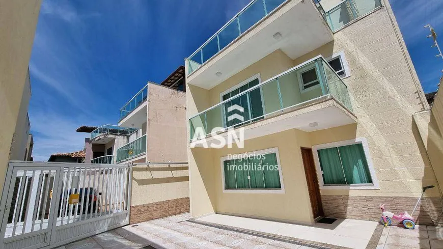 Foto 1 de Casa com 3 Quartos à venda, 190m² em Jardim Mariléa, Rio das Ostras